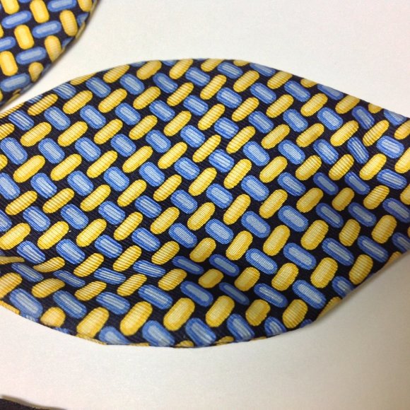 THOMAS PINK Capsule Dots Silk Adjustable Self Bow Tie  2.5" - Picture 2 of 11